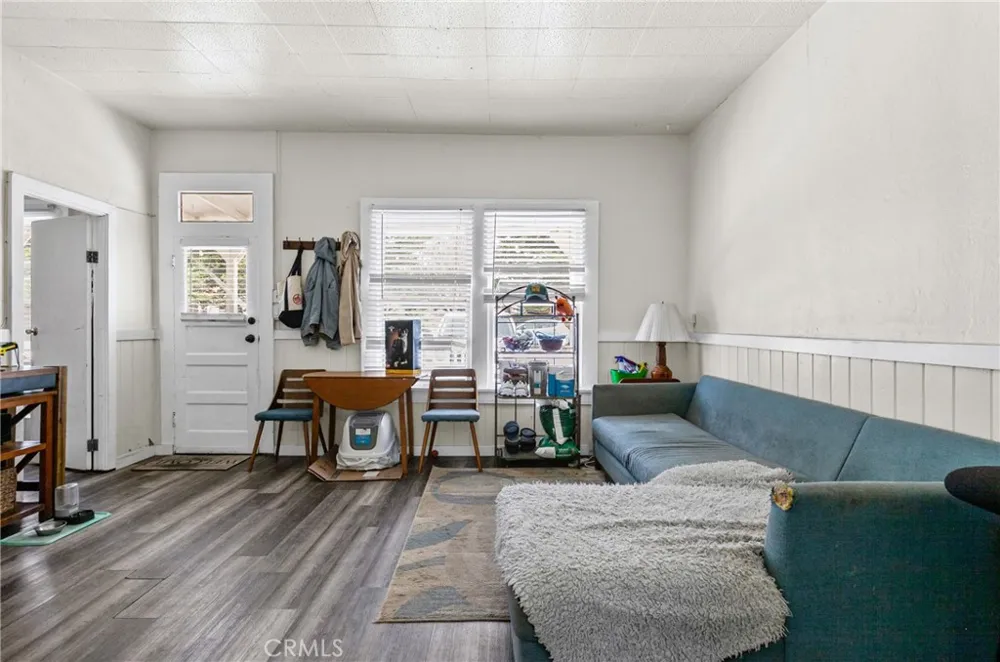 35 Blarney San Luis Obispo, CA 93405
