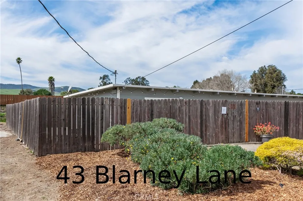 35 Blarney San Luis Obispo, CA 93405