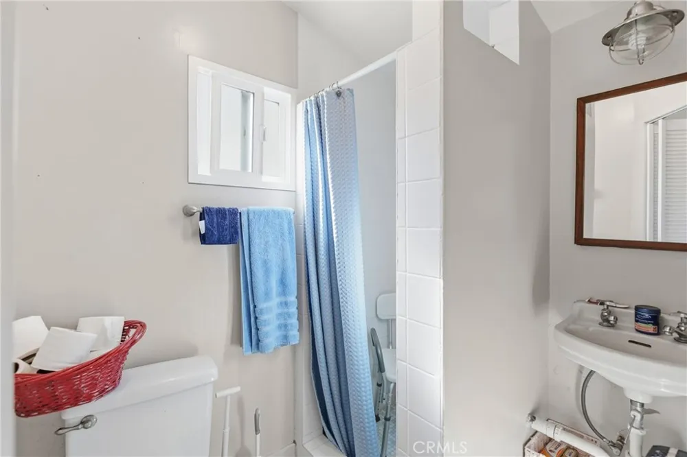 35 Blarney San Luis Obispo, CA 93405