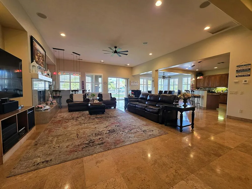 75710 Avenida Esparza Thousand Palms, CA 92276