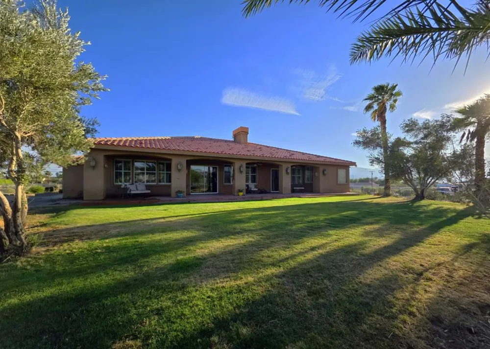 75710 Avenida Esparza Thousand Palms, CA 92276