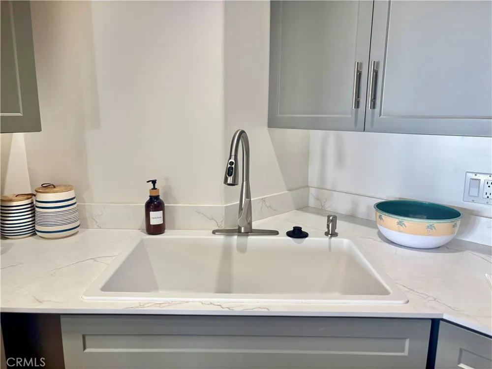 36 Camino De Flores Avalon, CA 90704