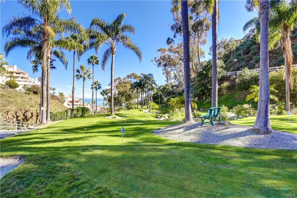 36 Camino De Flores Avalon, CA 90704