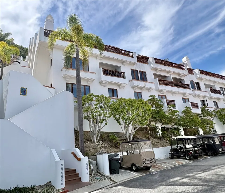 36 Camino De Flores Avalon, CA 90704