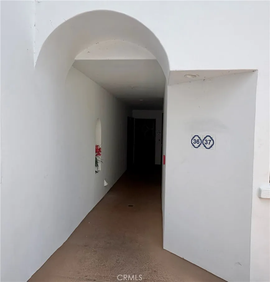 36 Camino De Flores Avalon, CA 90704