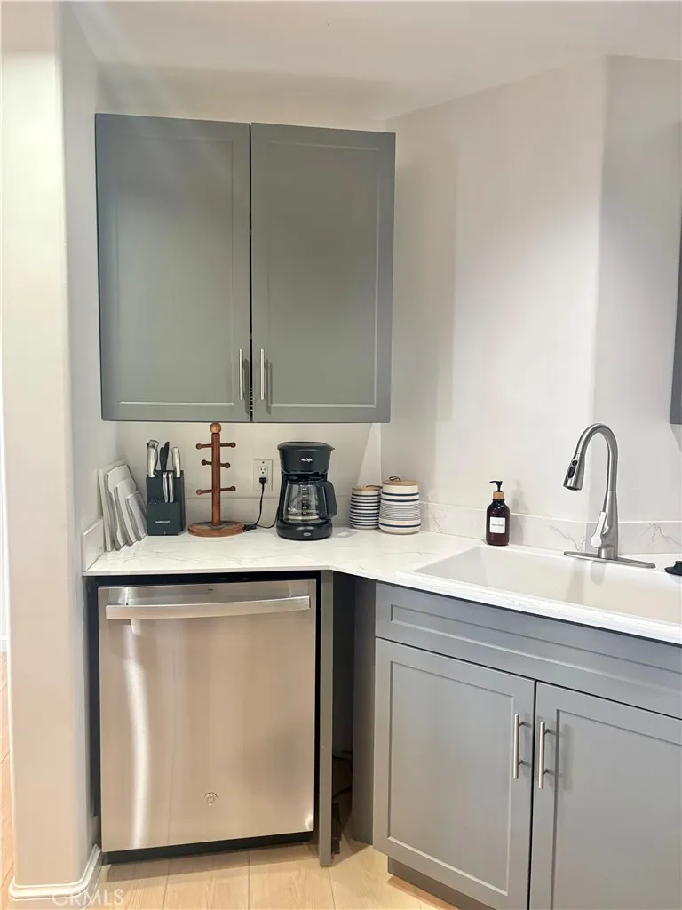 36 Camino De Flores Avalon, CA 90704