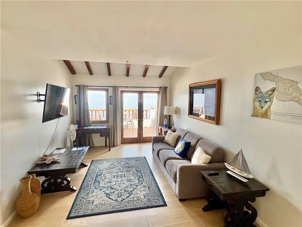 36 Camino De Flores Avalon, CA 90704