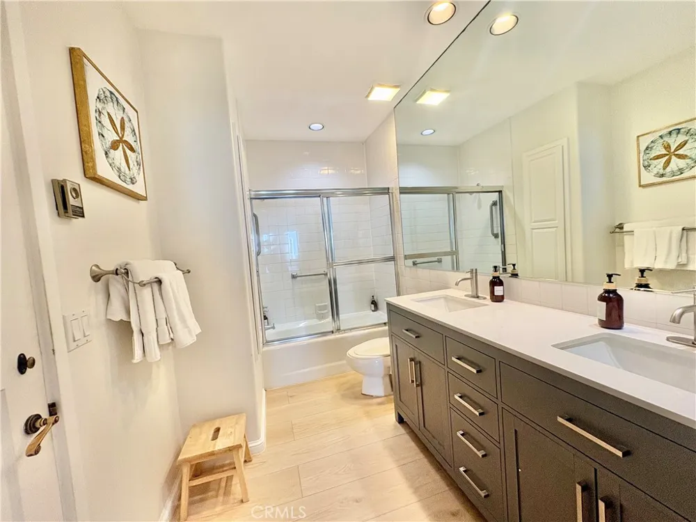 36 Camino De Flores Avalon, CA 90704
