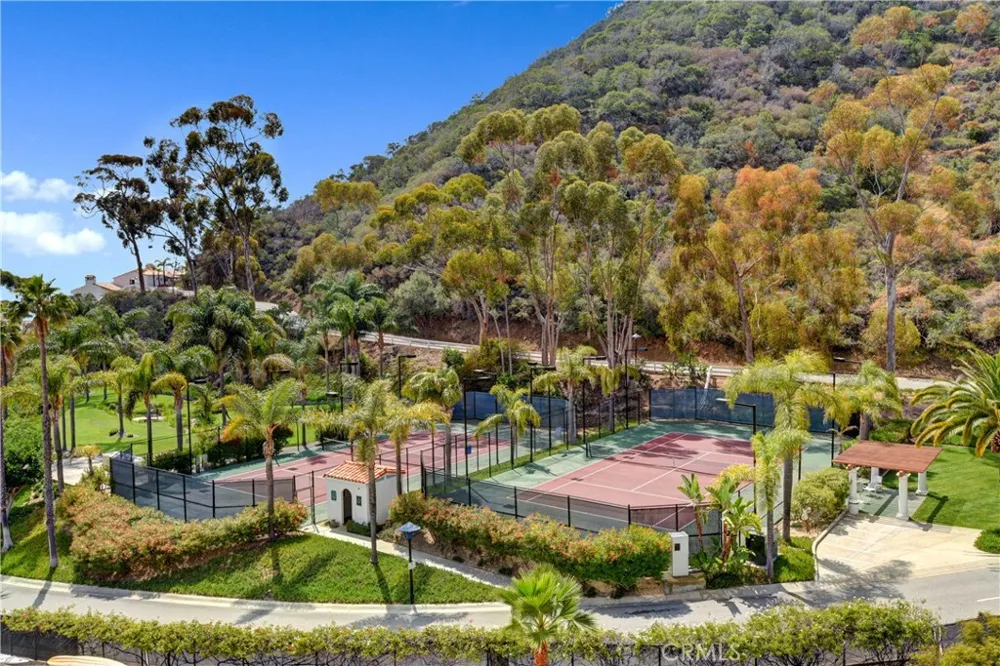36 Camino De Flores Avalon, CA 90704