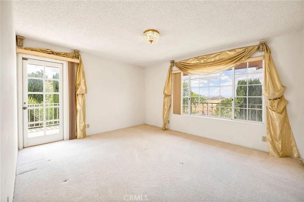 28368 Rawlings Road Hemet, CA 92544