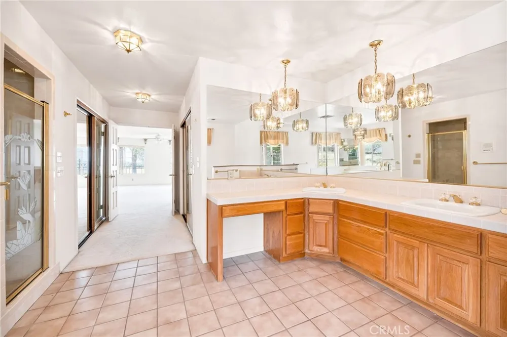 28368 Rawlings Road Hemet, CA 92544