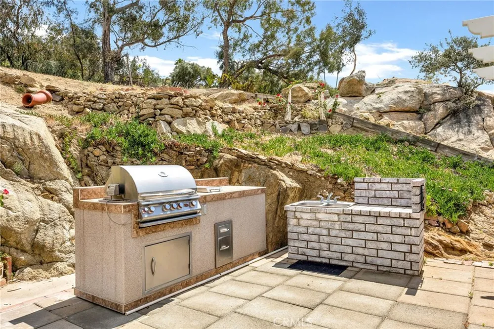 28368 Rawlings Road Hemet, CA 92544