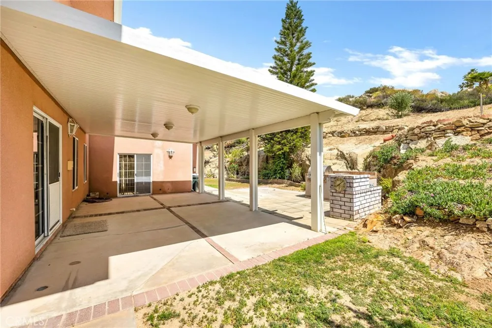 28368 Rawlings Road Hemet, CA 92544