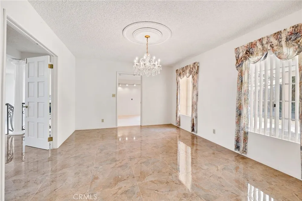28368 Rawlings Road Hemet, CA 92544