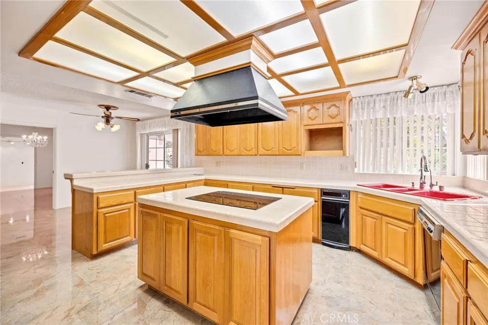 28368 Rawlings Road Hemet, CA 92544