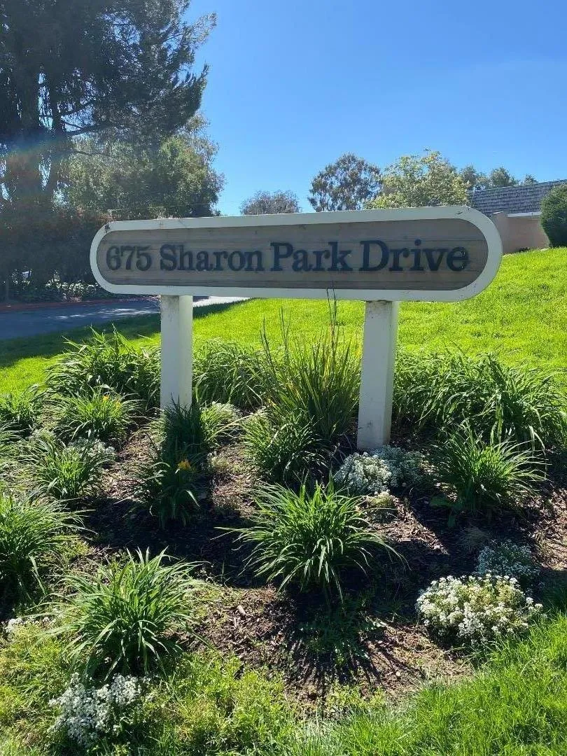 675 Sharon Park Drive #311 Menlo Park, CA 94025