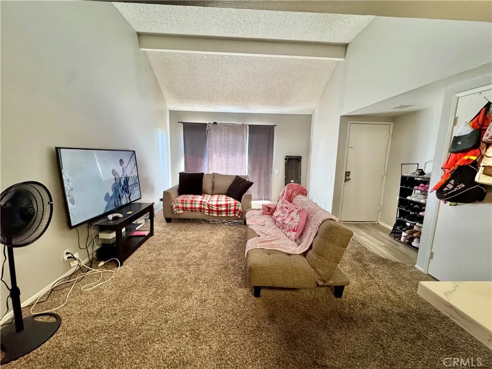 2266 Denair Highland, CA 92346