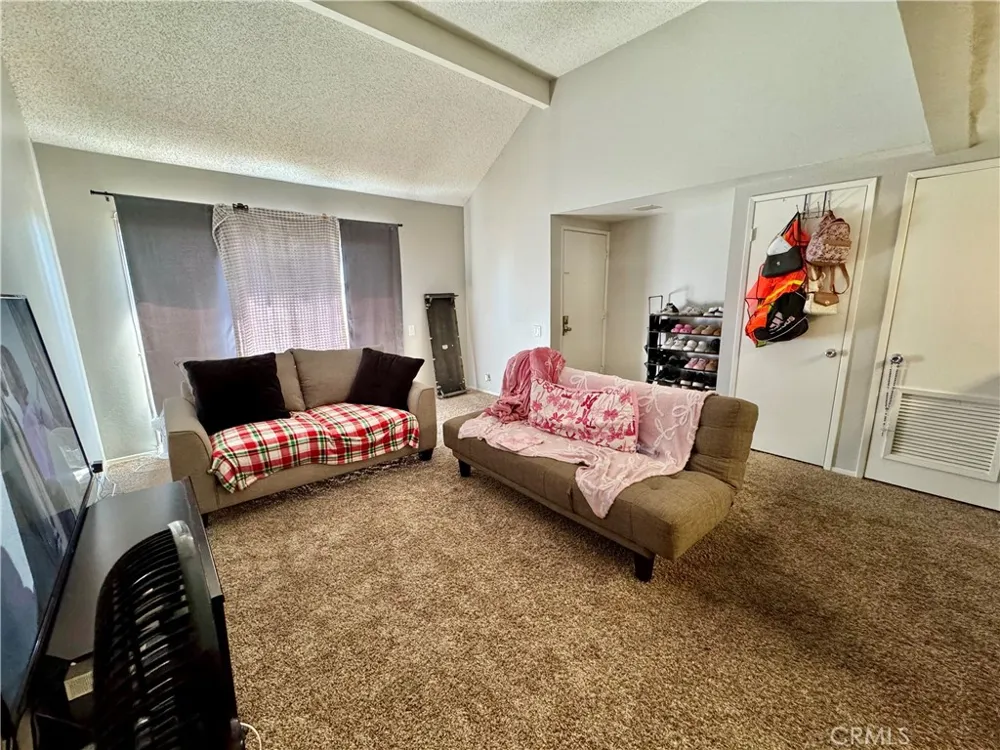 2266 Denair Highland, CA 92346
