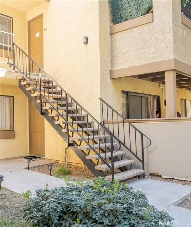 1110 W Blaine #107 Riverside, CA 92507