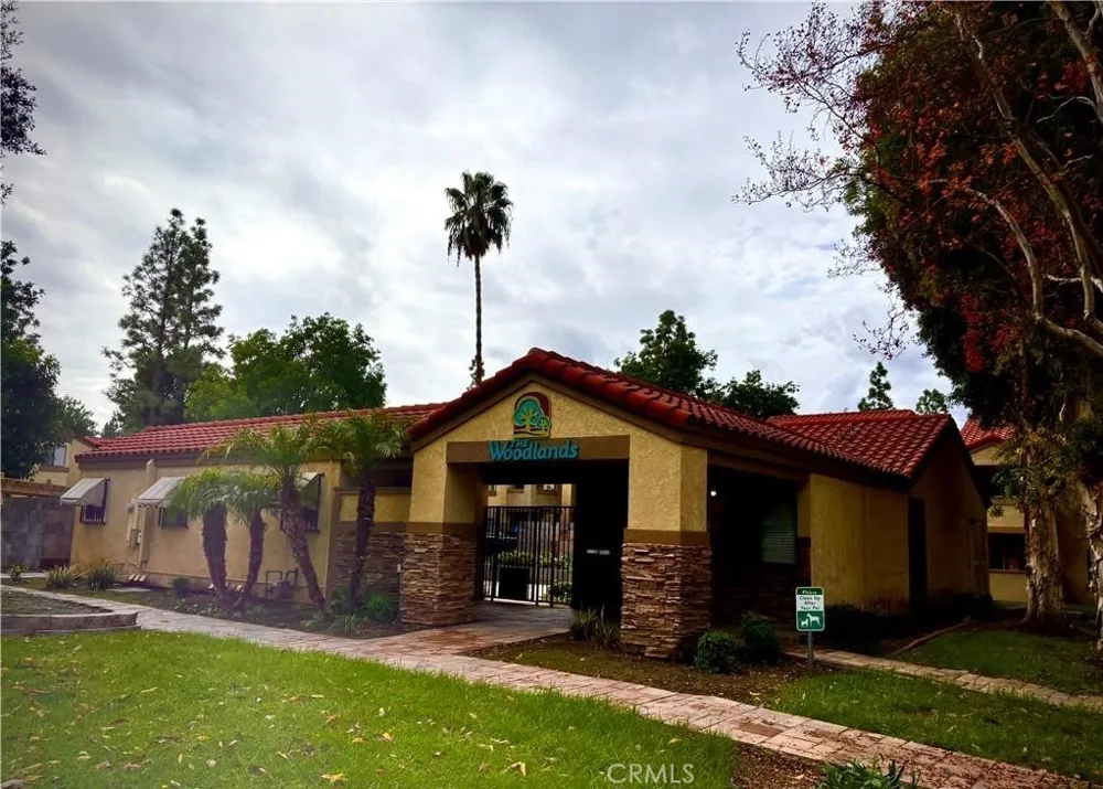 1110 W Blaine #107 Riverside, CA 92507