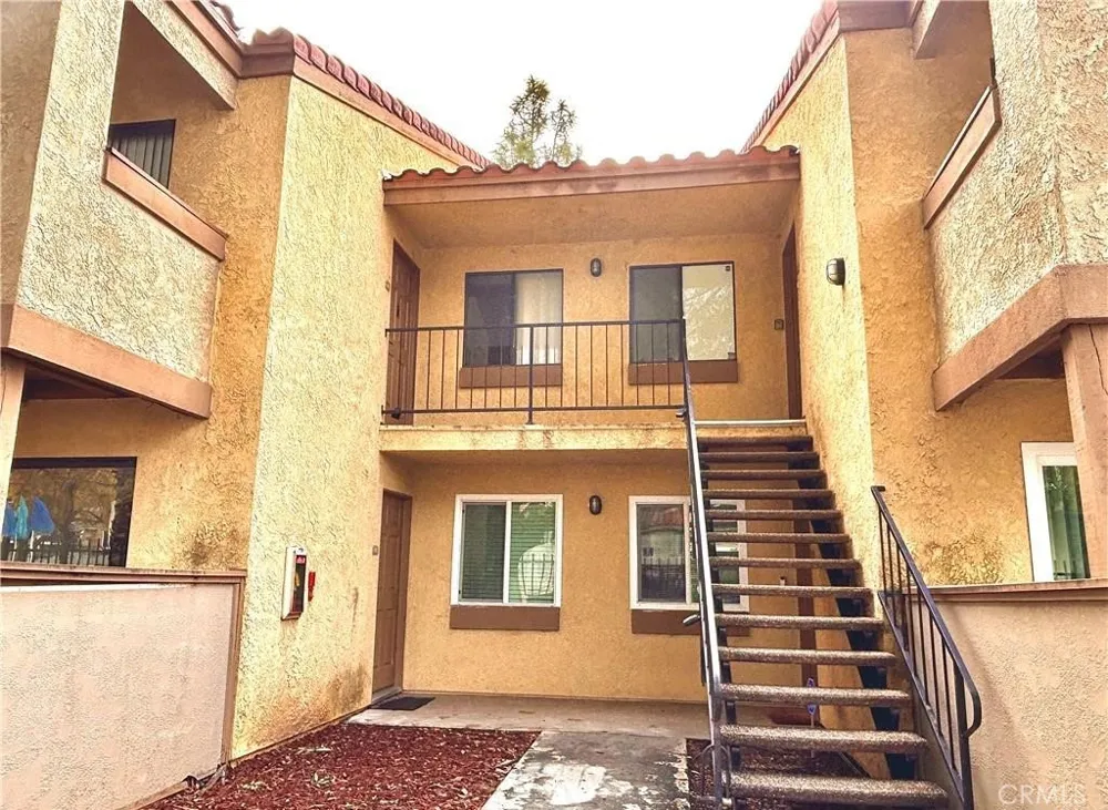 1110 W Blaine #107 Riverside, CA 92507
