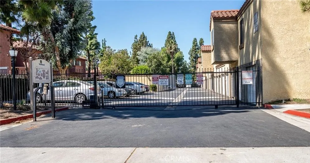 1110 W Blaine #107 Riverside, CA 92507