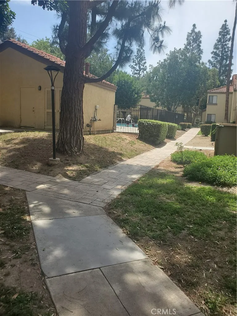 1110 W Blaine #107 Riverside, CA 92507