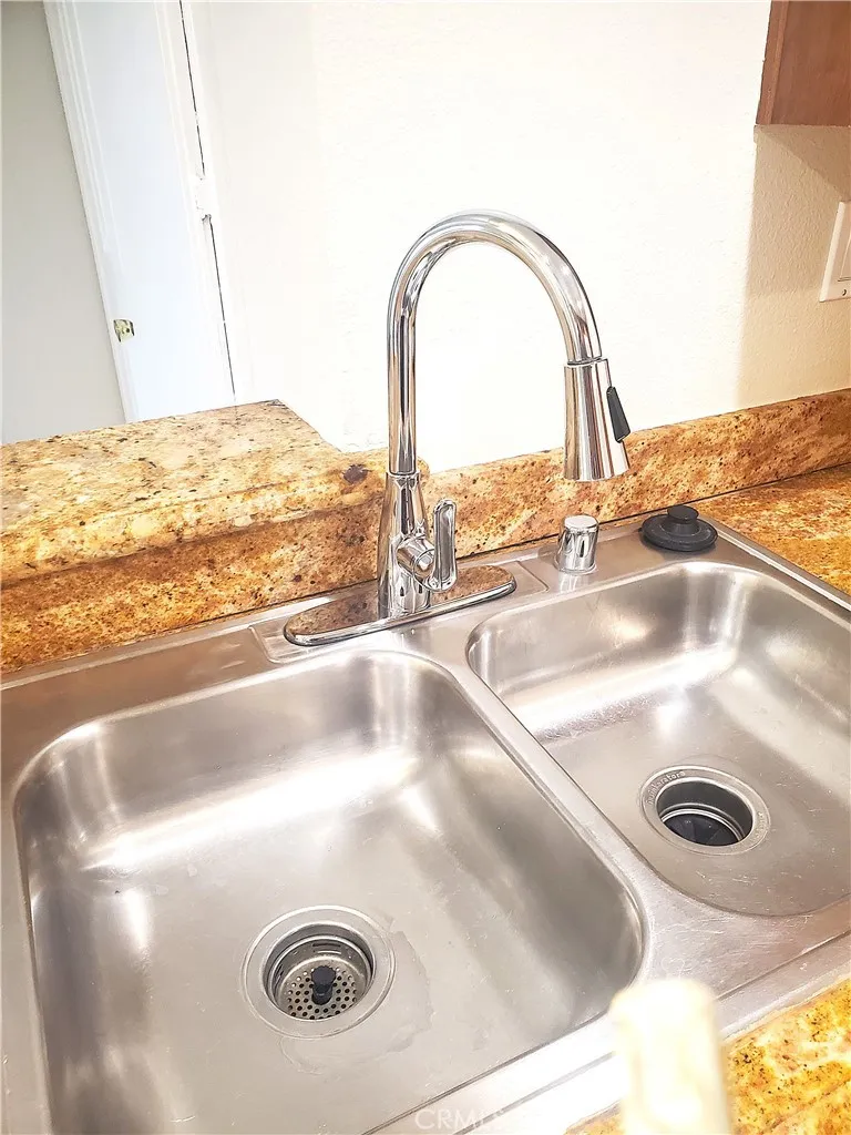 1110 W Blaine #107 Riverside, CA 92507
