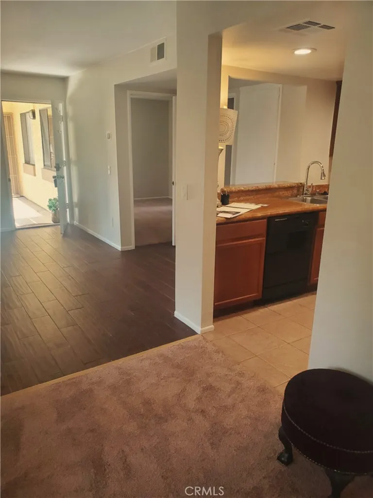 1110 W Blaine #107 Riverside, CA 92507