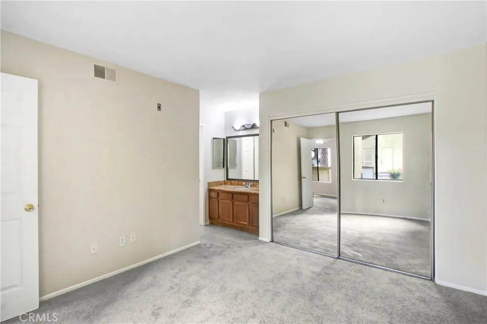 1110 W Blaine #107 Riverside, CA 92507