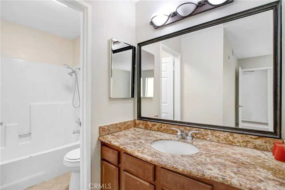 1110 W Blaine #107 Riverside, CA 92507