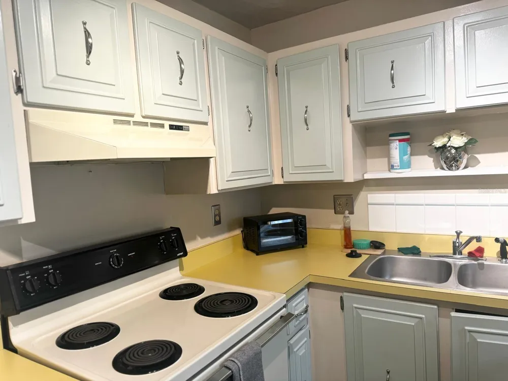 1415 OCEAN SHORE BOULEVARD #B060 Ormond Beach, FL 32176