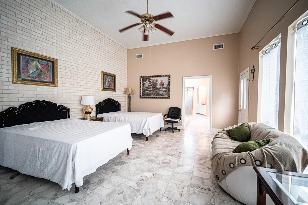 1930 Cartwright Road Missouri City, TX 77489