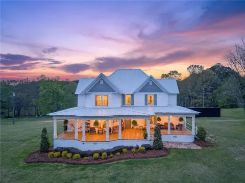 3590 Roosterville Road