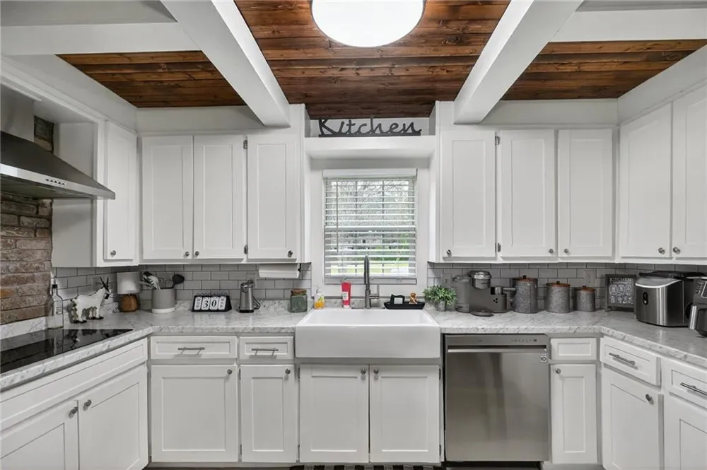 3590 Roosterville Road Roopville, GA 30170