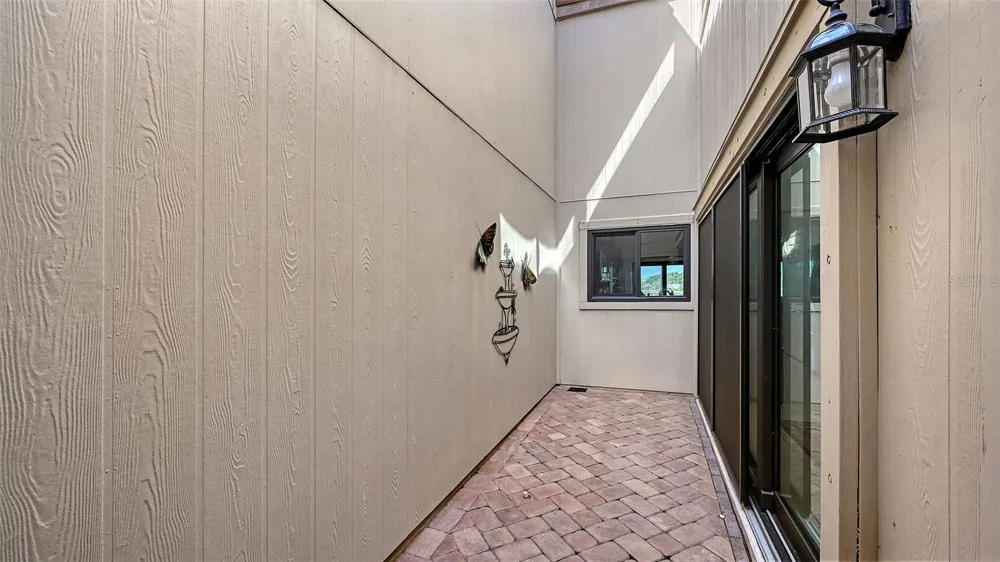 Address Not Shown Longboat Key, FL 34228