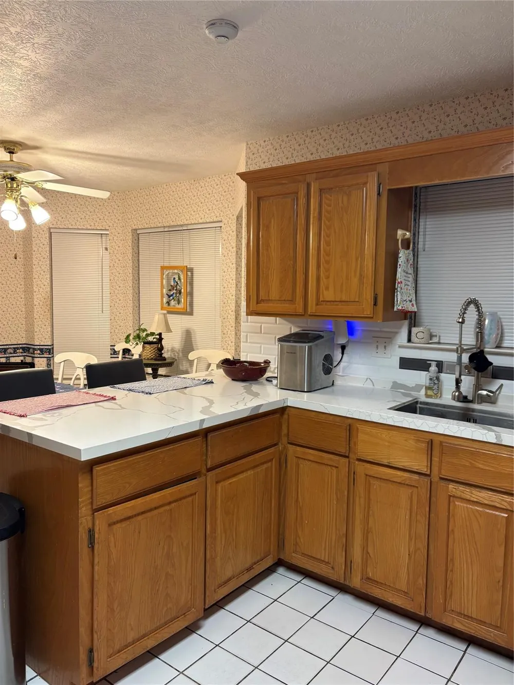 108 White Oak Village Mills, TX 77663