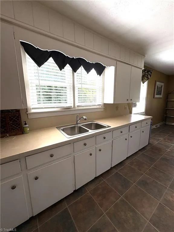 1319 S Old US Highway 52 Pilot Mountain, NC 27041