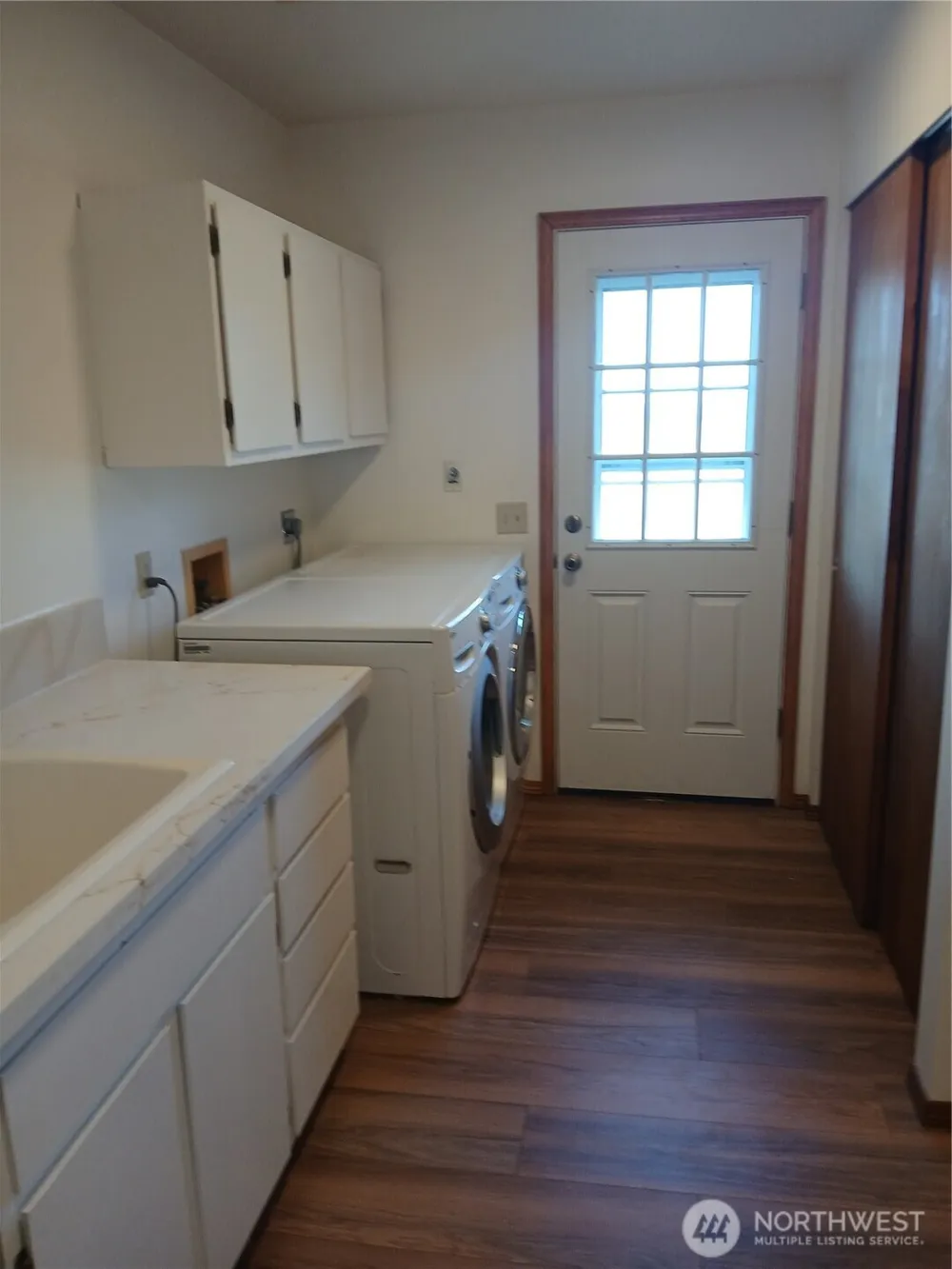 10 Spruce Court South Bend, WA 98586