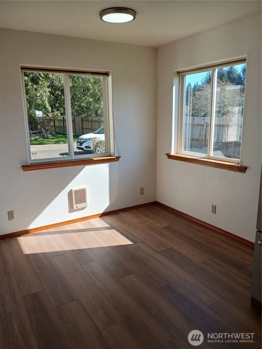 10 Spruce Court South Bend, WA 98586