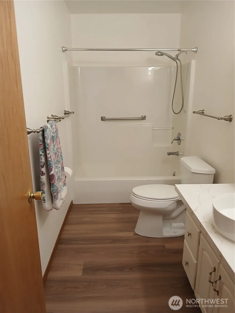 10 Spruce Court South Bend, WA 98586