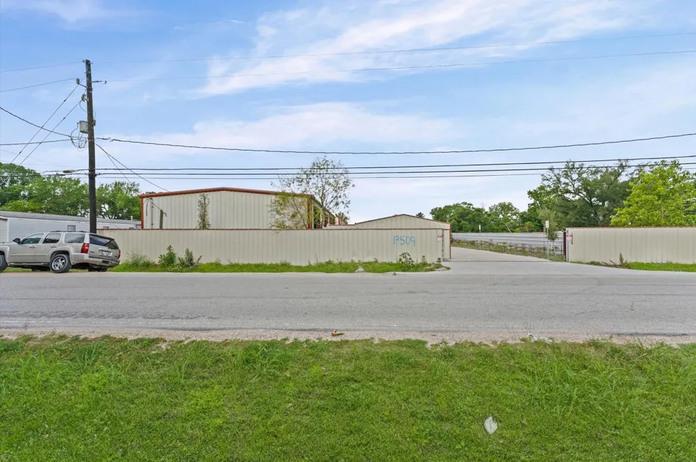13509 Kaltenbrun Road Houston, TX 77086