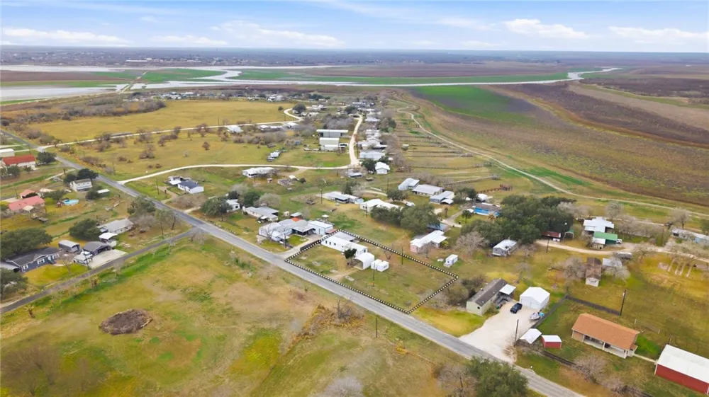 868 Fm 888 Mathis, TX 78368