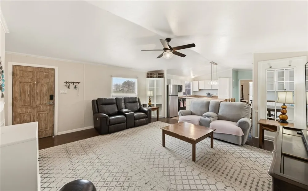 868 Fm 888 Mathis, TX 78368
