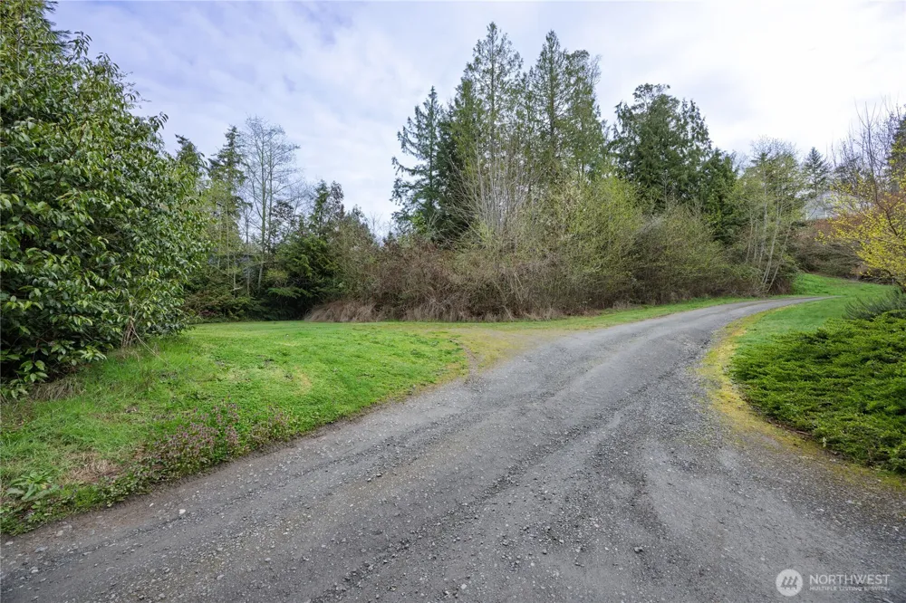34550 Hood Canal Drive NE Kingston, WA 98346