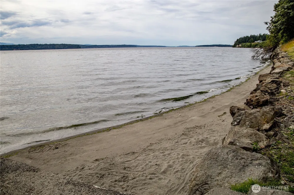 34550 Hood Canal Drive NE Kingston, WA 98346