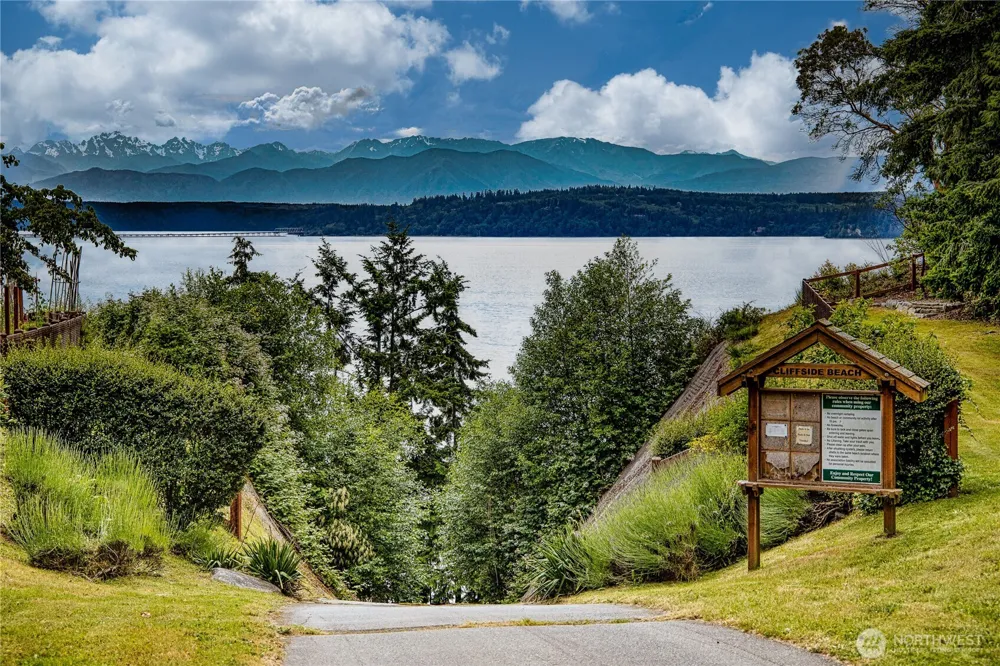 34550 Hood Canal Drive NE Kingston, WA 98346