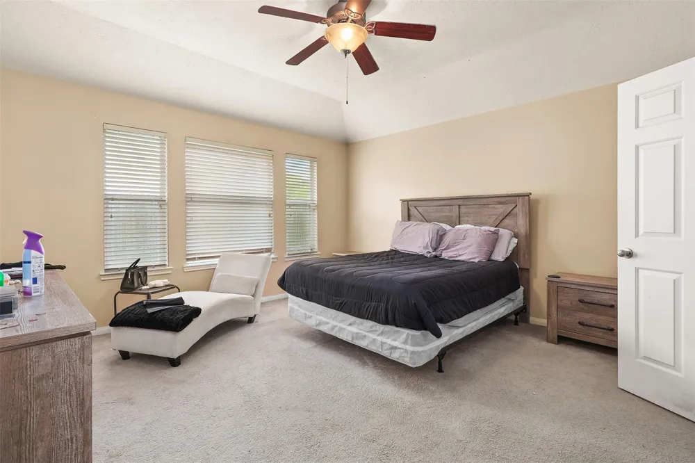 4906 Chase Stone Drive Bacliff, TX 77518
