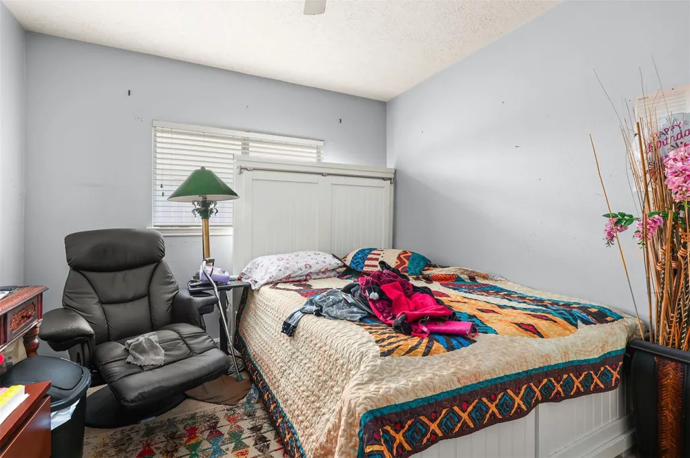 4906 Chase Stone Drive Bacliff, TX 77518