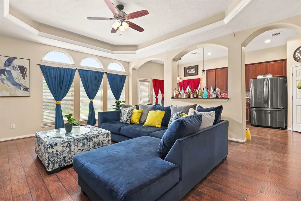 4906 Chase Stone Drive Bacliff, TX 77518